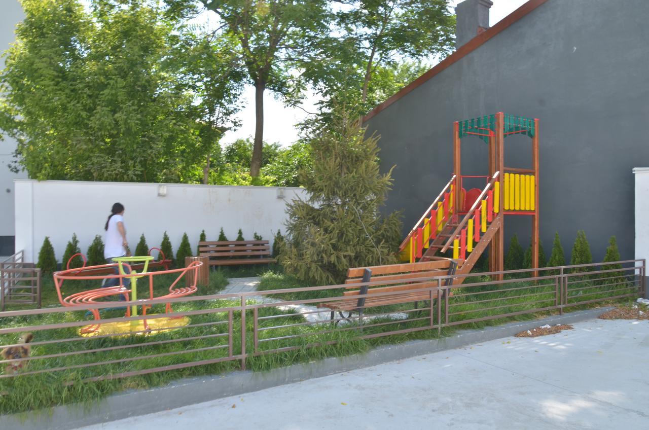 Uptown Residence Apartments Bucharest Exterior photo